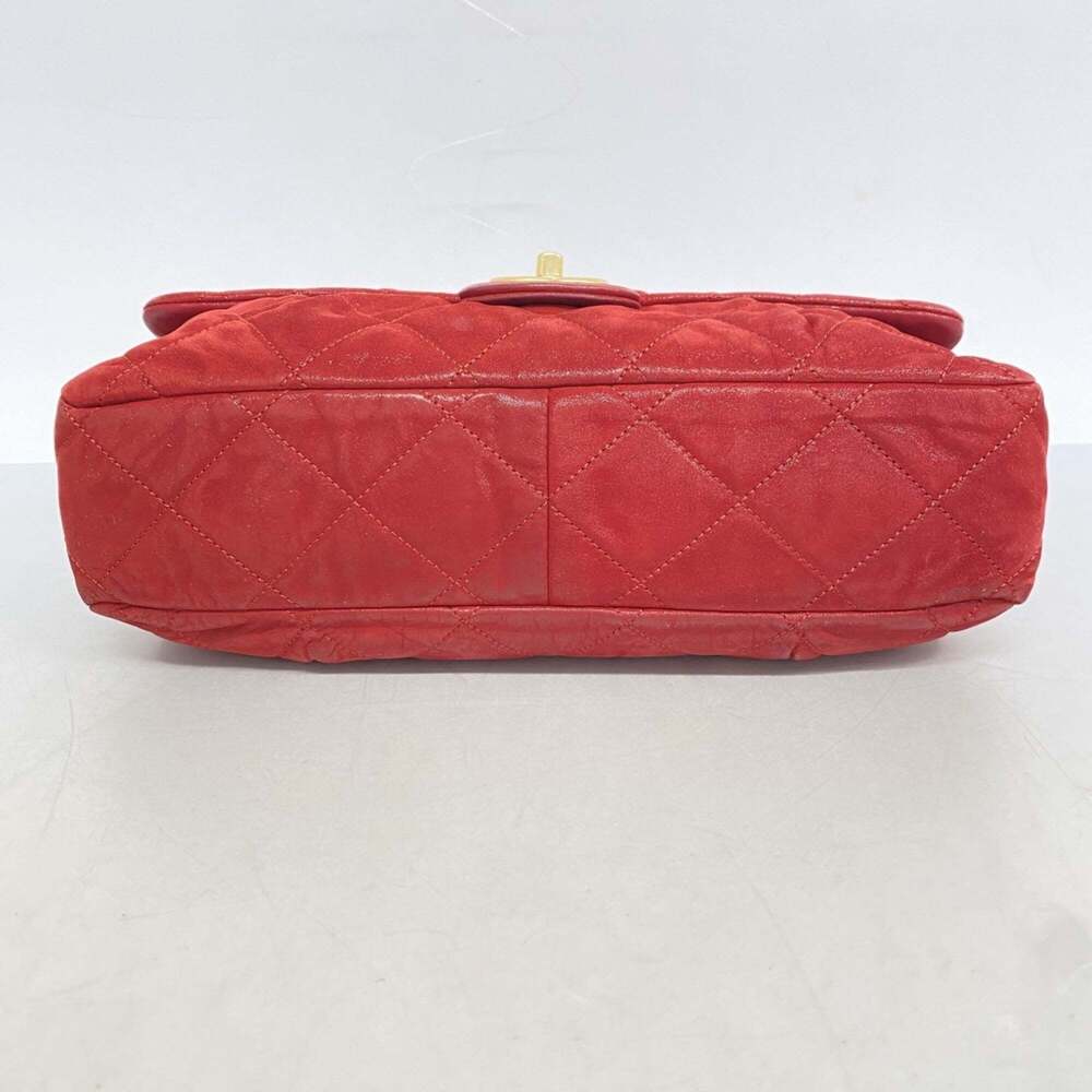 CHANEL Red Leather Shoulder Bag - Picture 3 of 13
